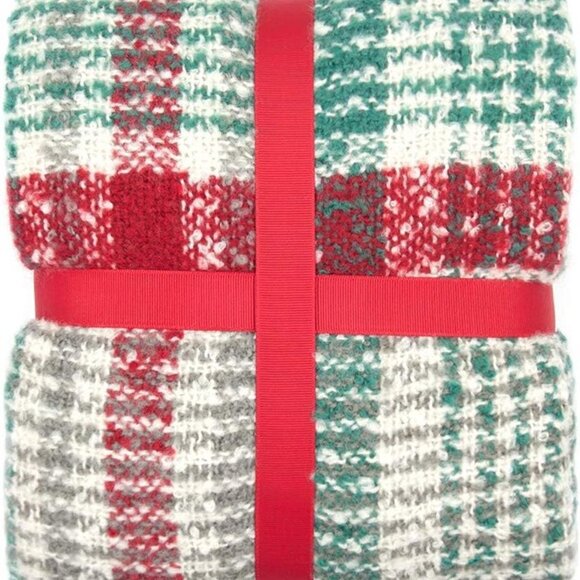 NEW Green Red Plaid Blanket Soft Christmas Indoor Decorations 50" W x 67" L - Picture 10 of 10